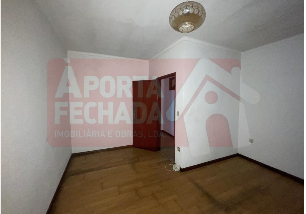 Captura de ecrã 2025-09-30 121022